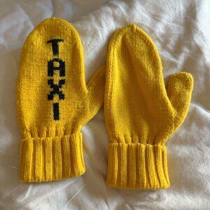 KATE SPADE TAXI MITTENS
